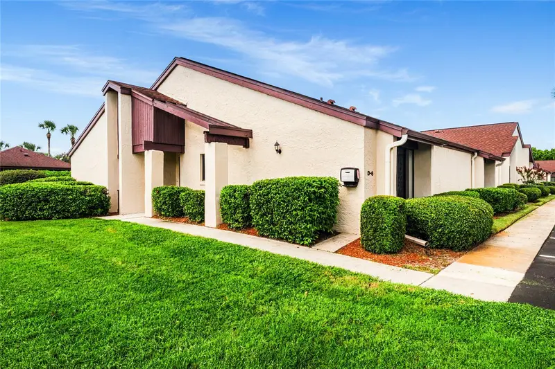 101 Grand Plaza Dr #D60, FL