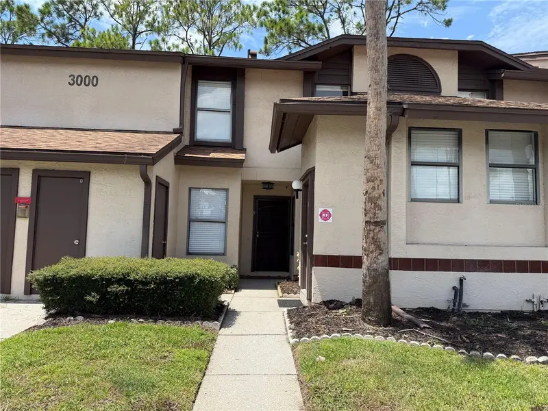 3000 S Semoran Blvd #9, FL