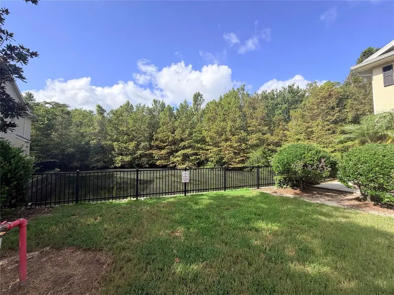 10703 Regent Square Dr #1801, FL