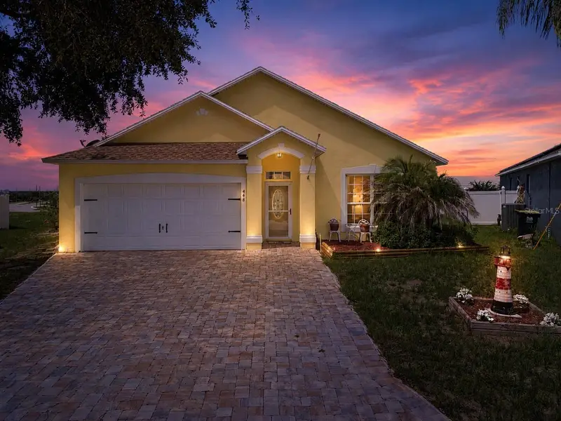 Davenport listing