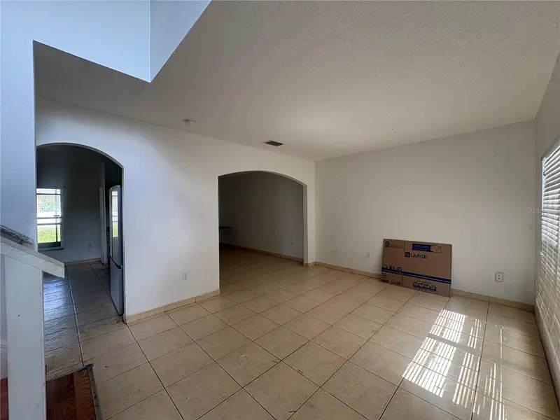 1133 Saint Tropez Ct, FL