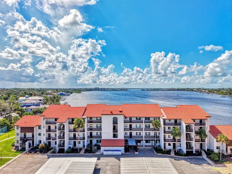 1608 Stickney Point Rd #8-107, FL