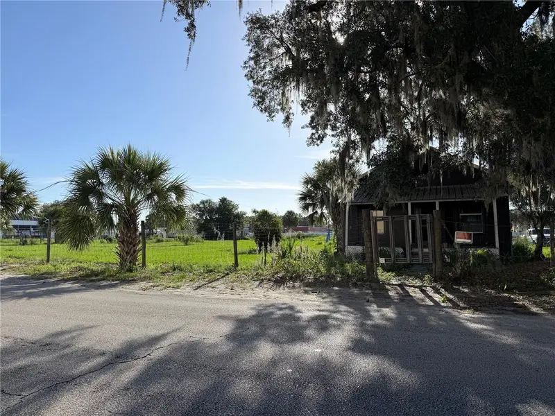 1015 Makowski Rd, FL