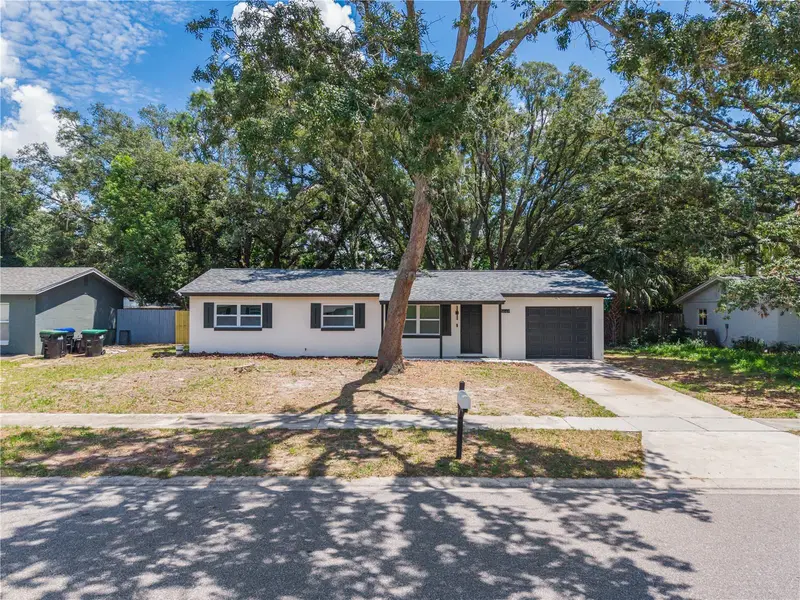3669 Yosemite Dr, FL