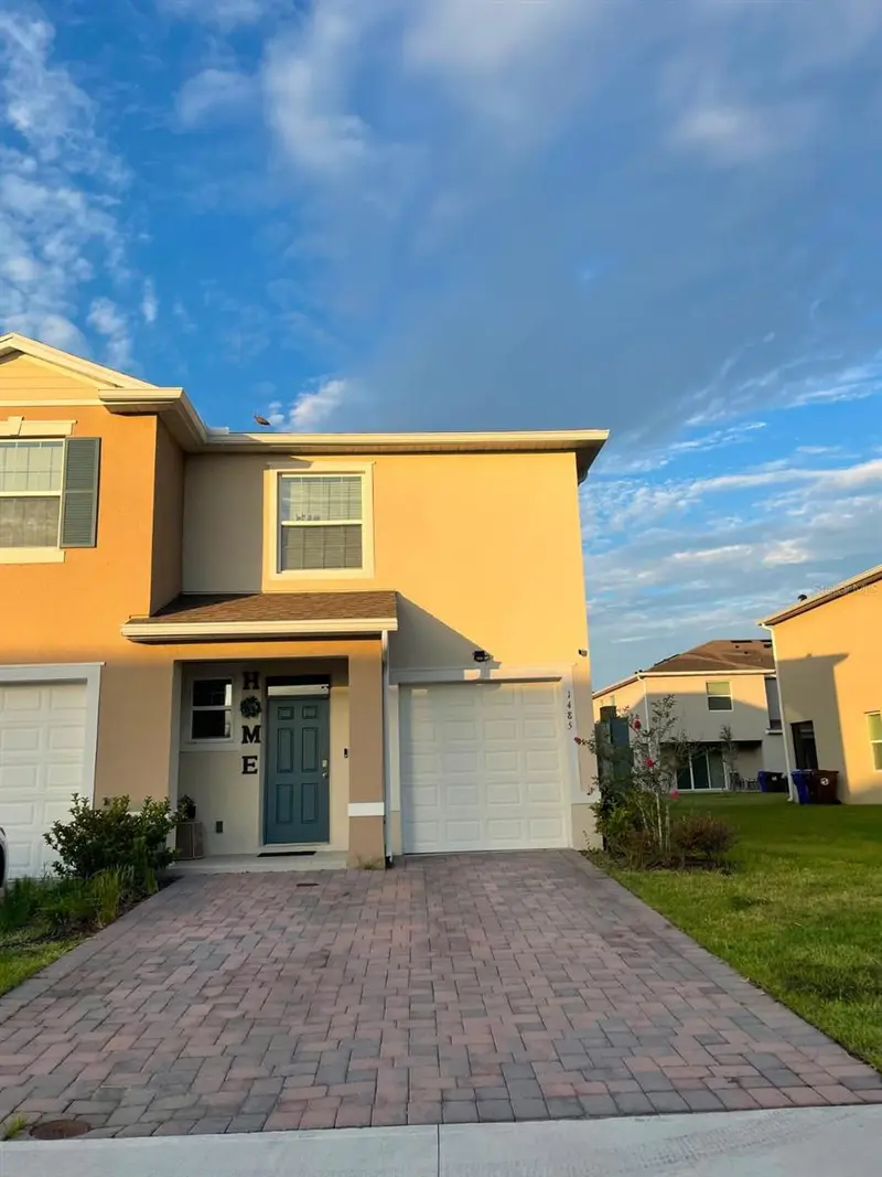 1485 Isleta Loop, FL