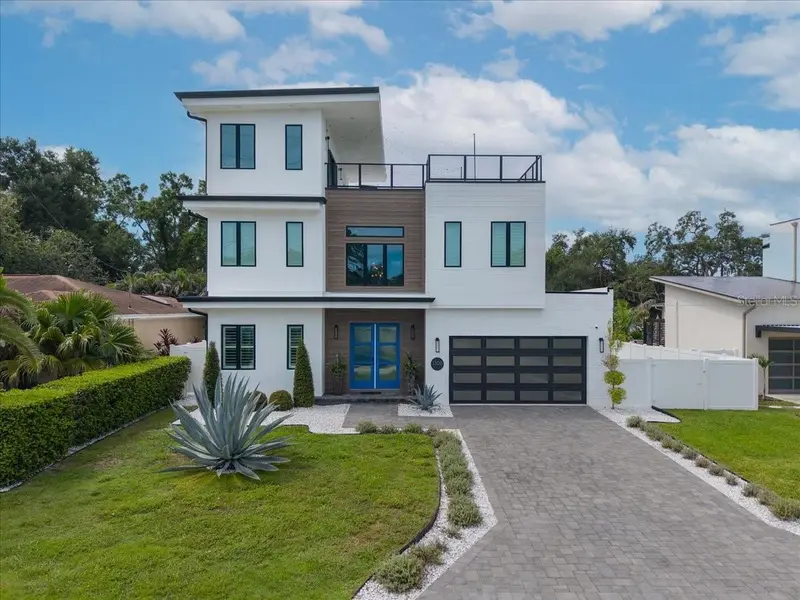 1308 W Plymouth St, FL