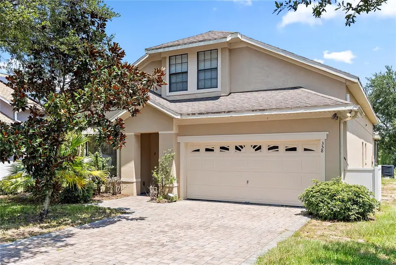 358 Lake Davenport Cir, FL