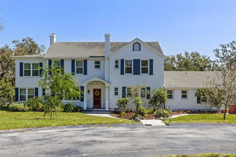 694 Lake Otis Dr Se, FL