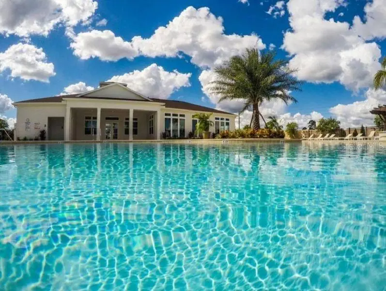 8953 Shine Dr, FL