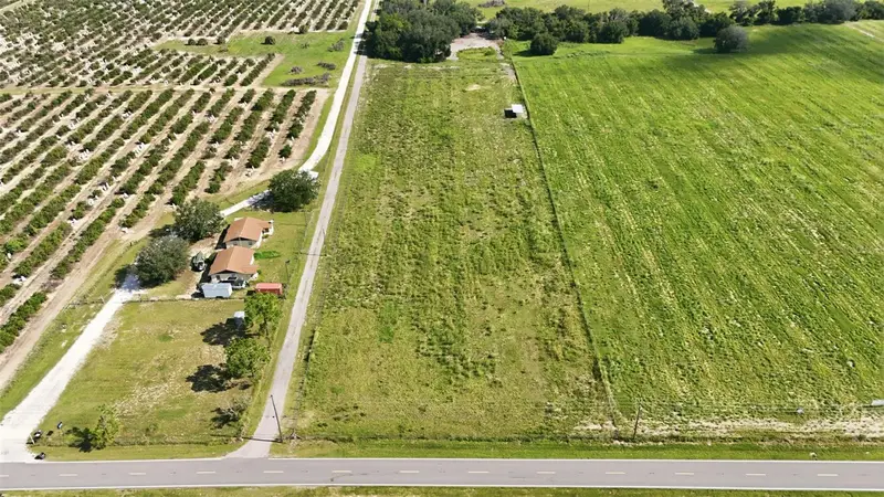 Mammoth Grove Rd, FL