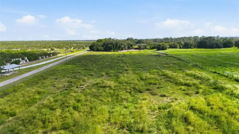 Mammoth Grove Rd, FL