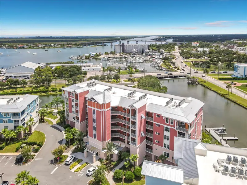 2 Riverwalk Dr #404, FL
