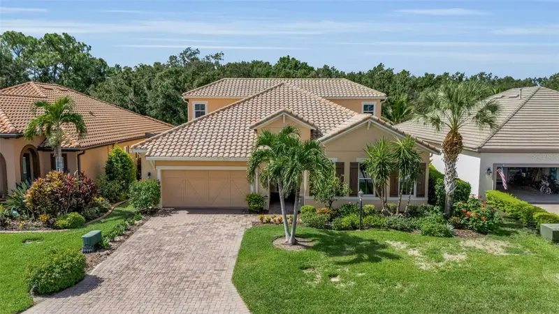 10310 Eastwood Dr, FL