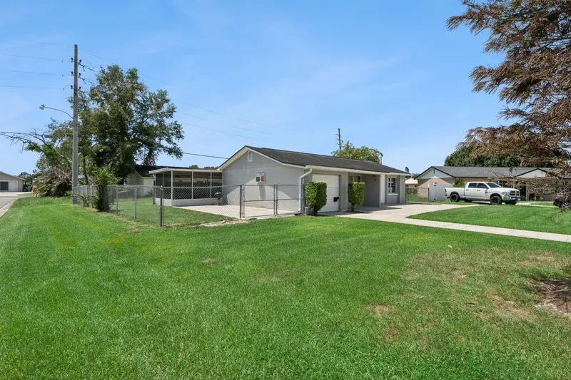 110 Tangerine Ct, FL