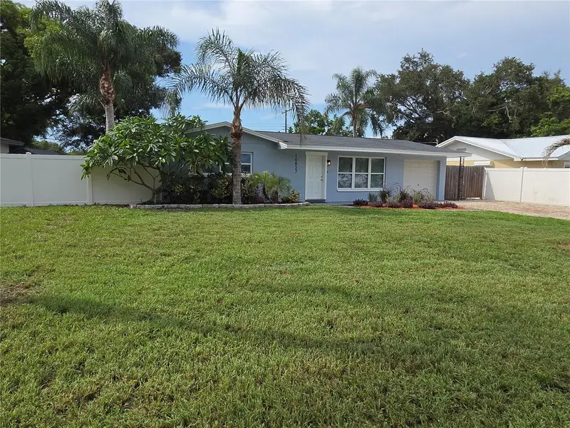 10827 Village Green Ave, FL