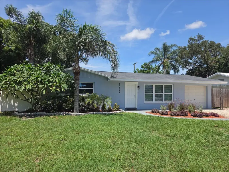 10827 Village Green Ave, FL