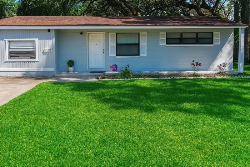 1019 Santa Barbara Rd, FL