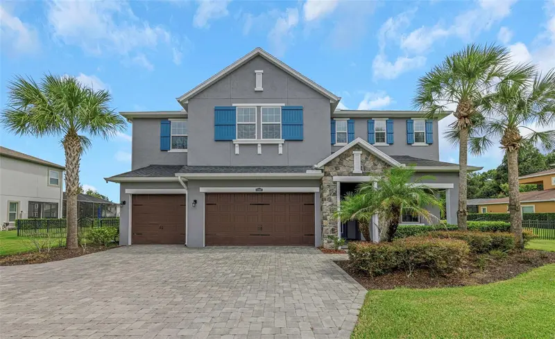 17807 Howsmoor Pl, FL