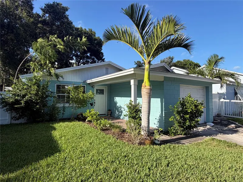 4241 66th Ave N, FL