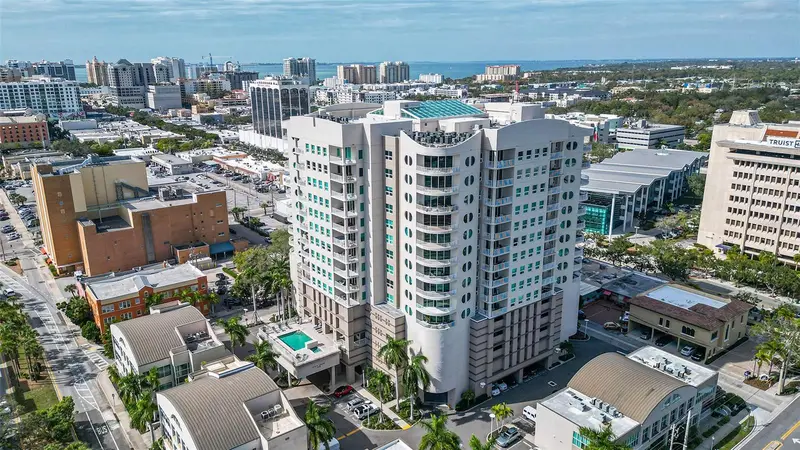 1771 Ringling Blvd #1008, FL