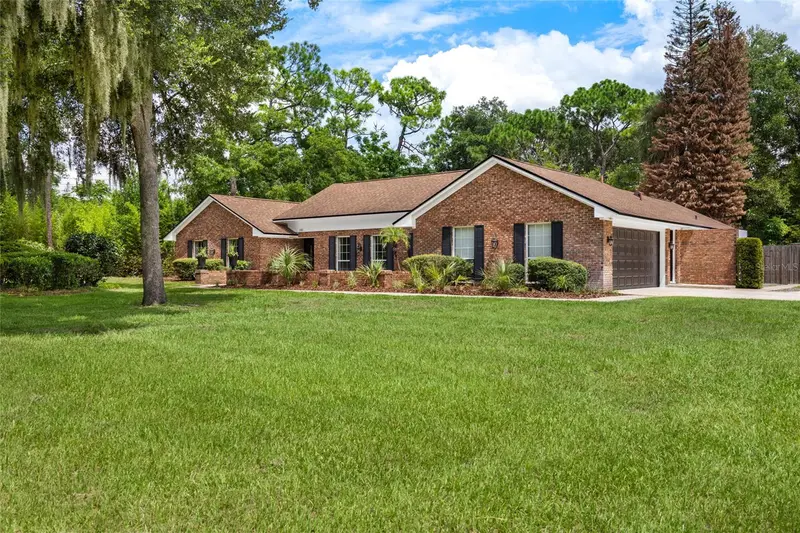 101 S Sweetwater Blvd, FL