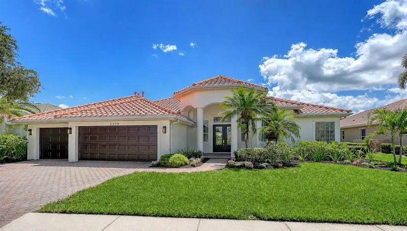 2729 Harvest Dr, FL