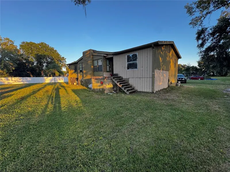33346 Arthur Dr, FL