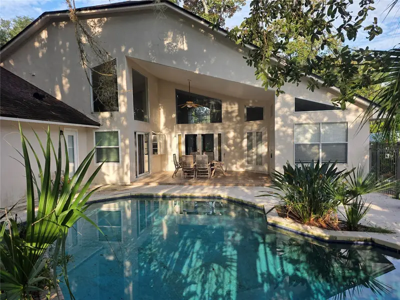 1924 Ayrshier Pl, FL