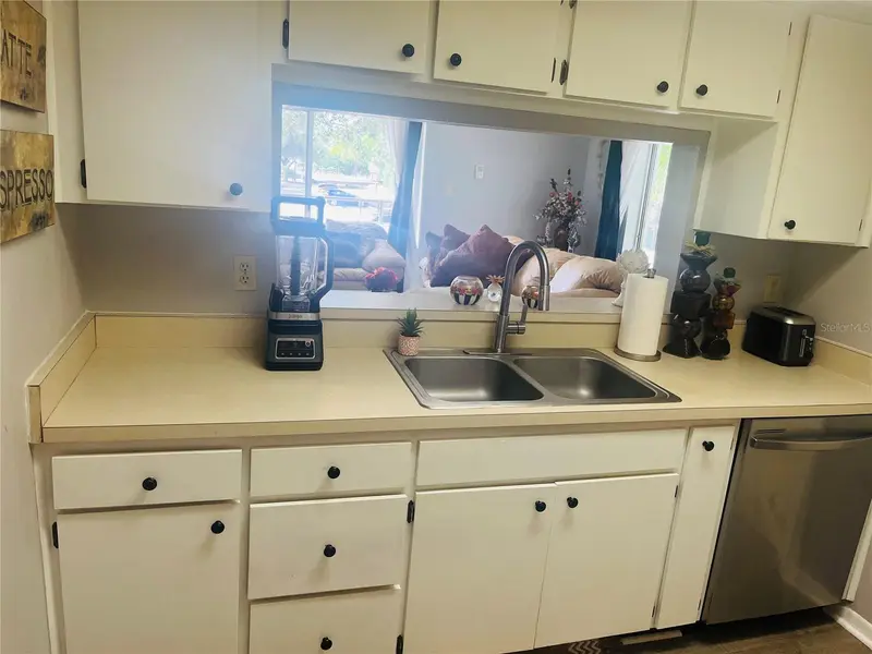 2583 Countryside Blvd #3201, FL
