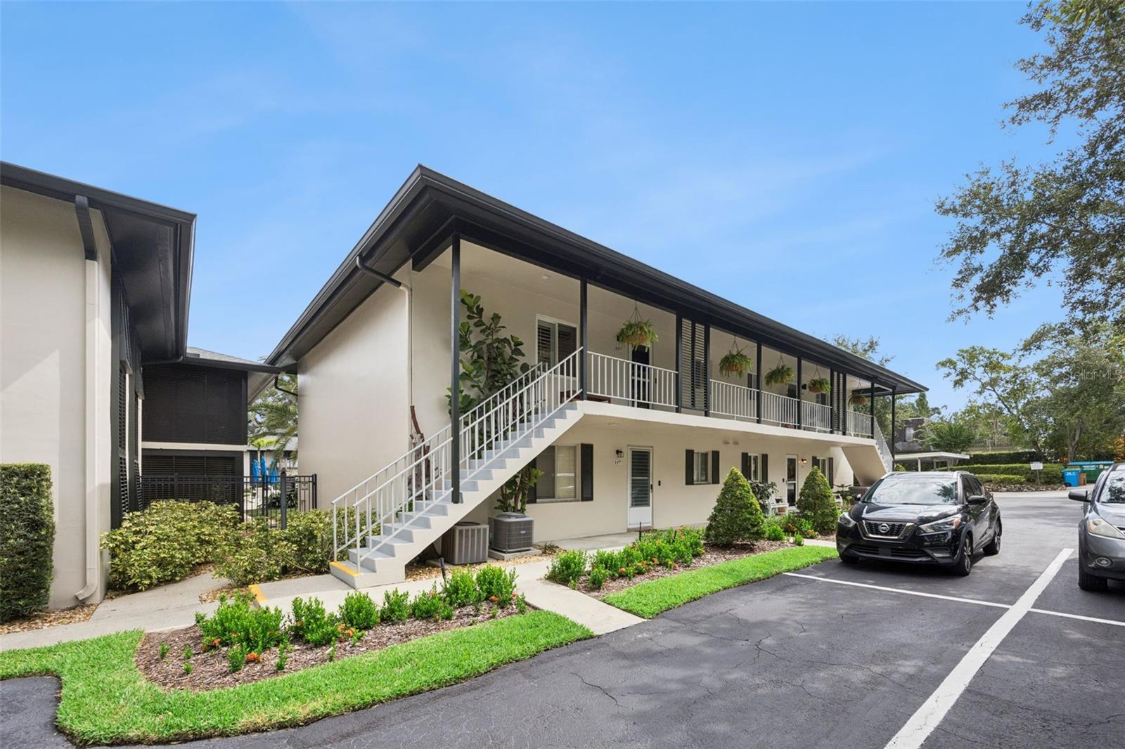210 Magnolia Rd #207, FL