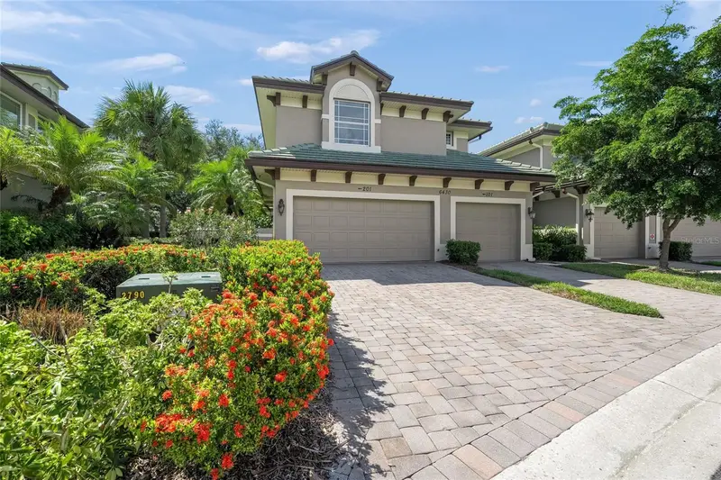 6430 Moorings Point Cir #201, FL