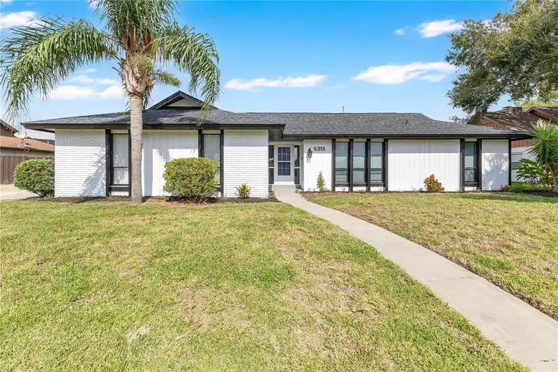 Conway / Belle Isle listing