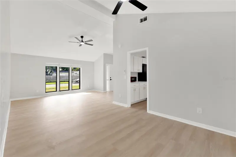 5313 Jade Cir, FL