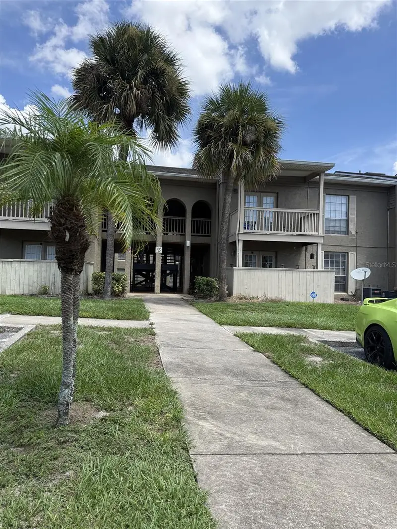 305 Wymore Rd ## 107, FL
