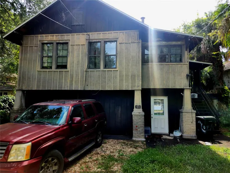 610 Tanglewood St, FL