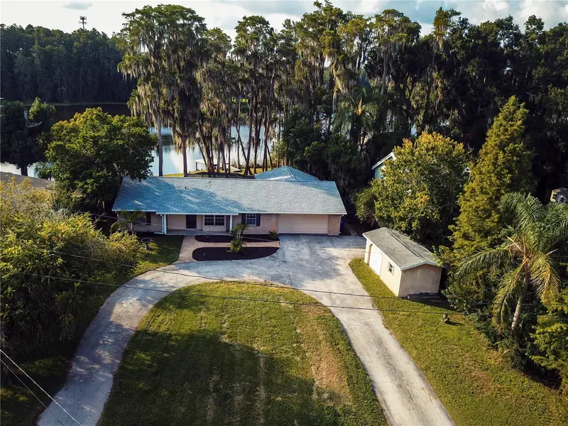 21864 Pineywood Loop, FL
