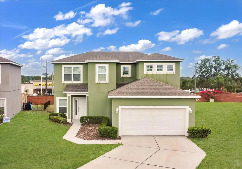 1370 Salisbury Dr, FL