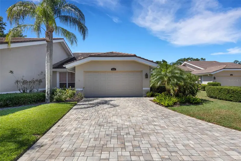 4044 Penshurst Park, FL