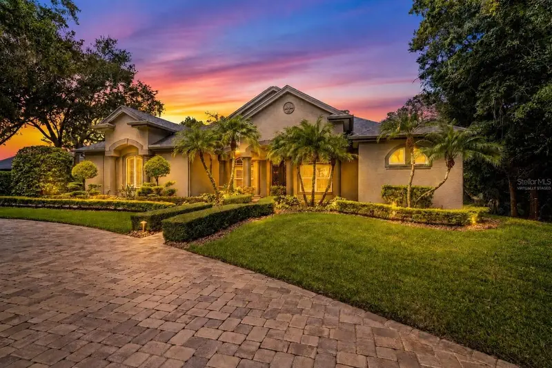 2805 Berwick Dr, FL