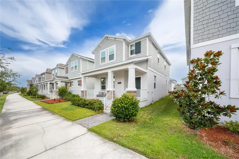 1596 Cross Prairie Pkwy, FL