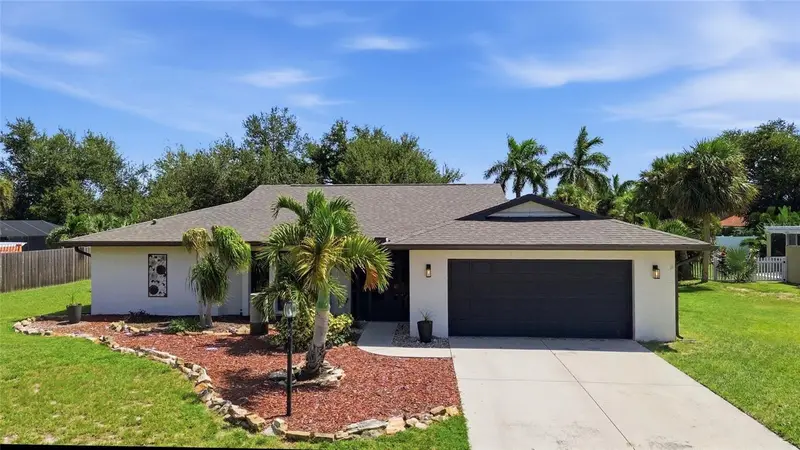 432 S Shore Dr, FL