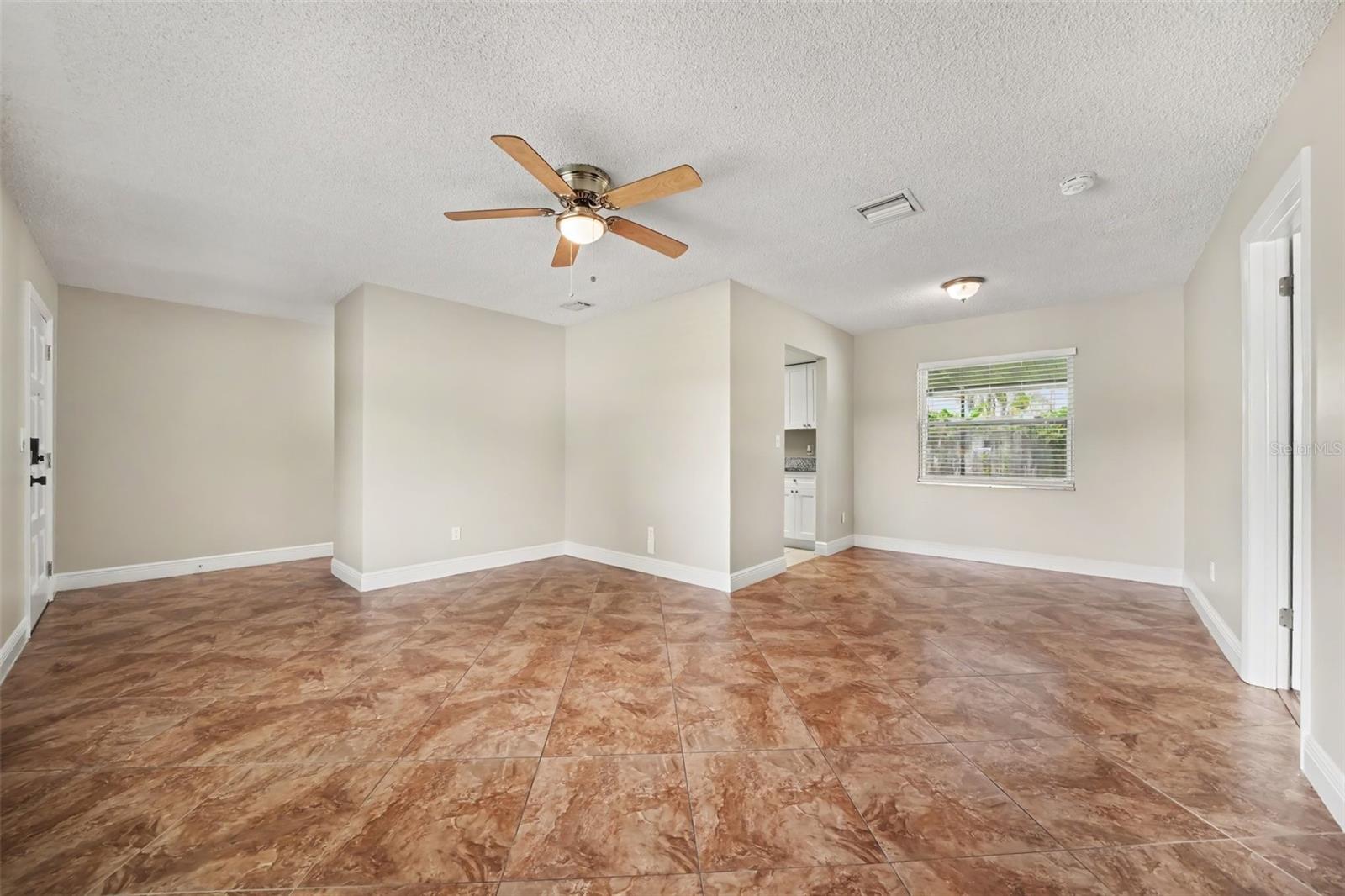 7925 Segovia St, FL