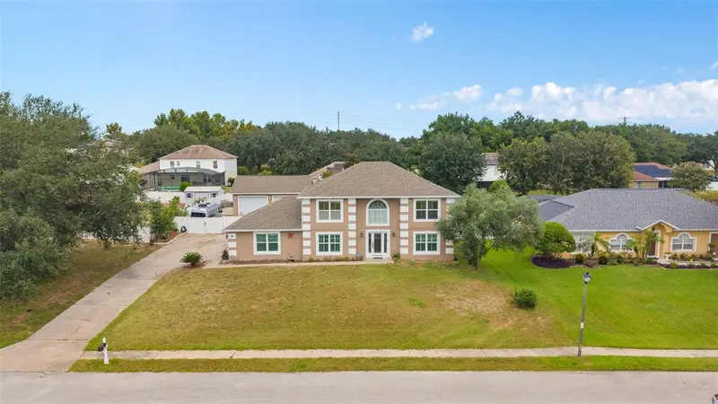 16017 Lanesboro Ct, FL