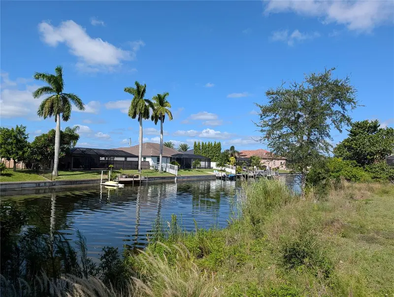 216 Sw 12th St, FL