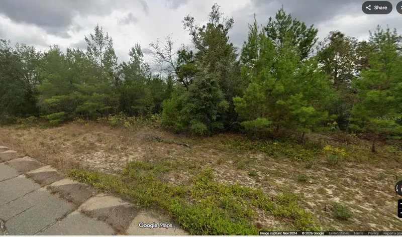 Lot 4, Unit 9, Blk 545 Canterbury Dr, FL
