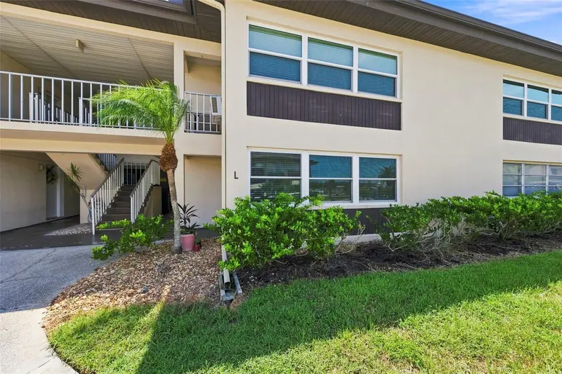 4715 Jasper Dr #103, FL