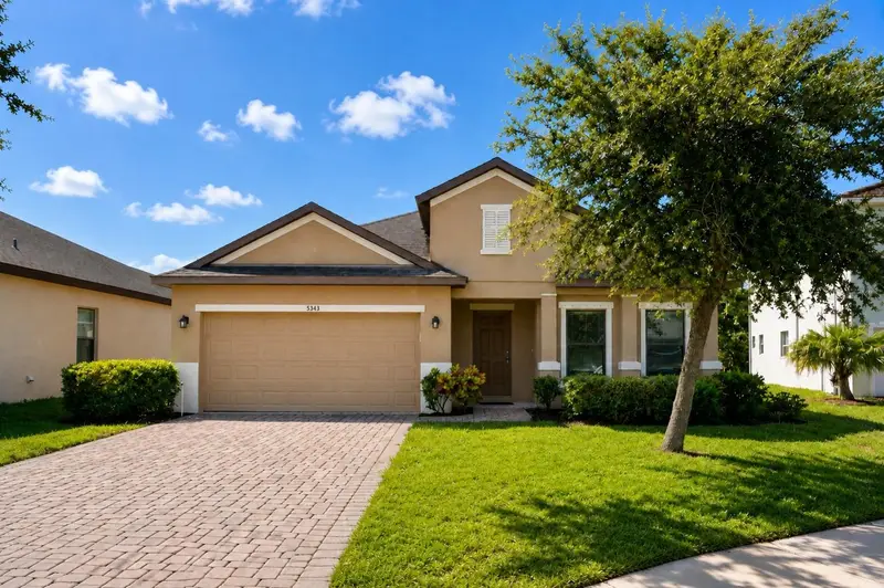 5343 Radiance Ct, FL