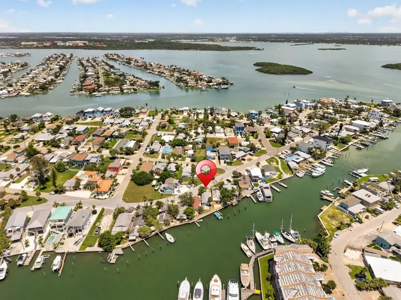 249 Boca Ciega Dr, FL