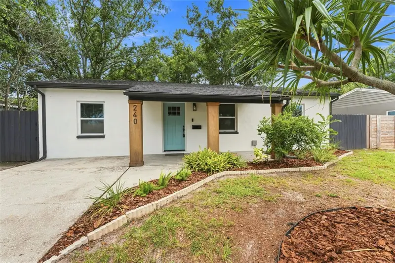 240 42nd Ave Ne, FL