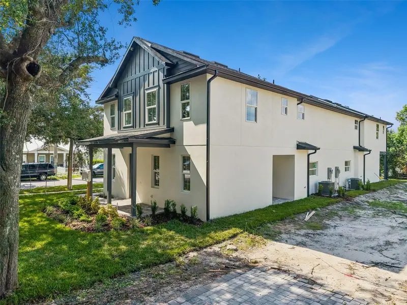 87 W Muriel St, FL